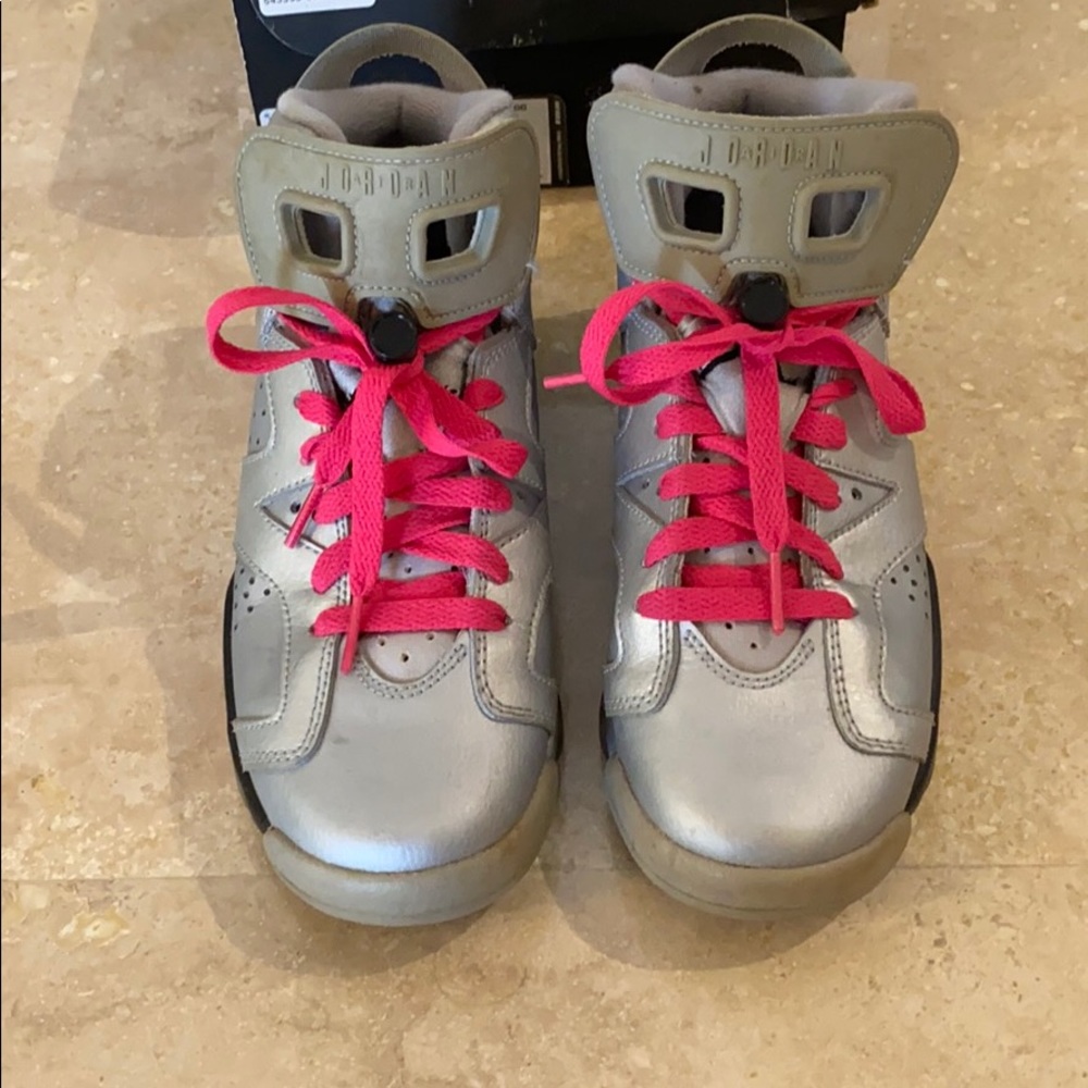 Air Jordan 6 Retro